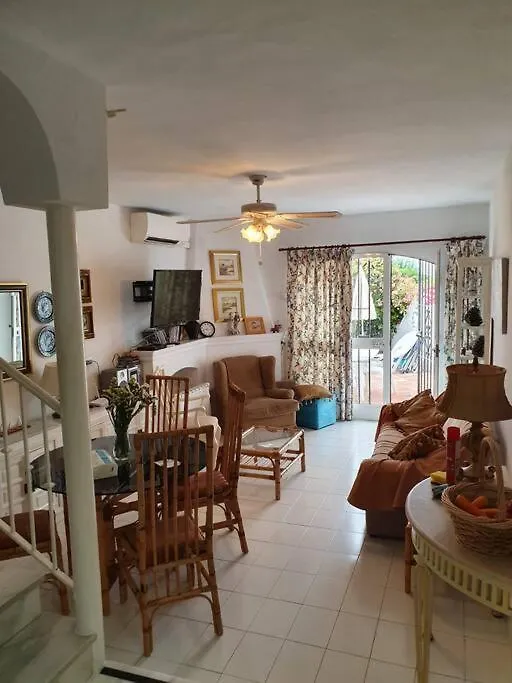 Los Pinos 15 Nerjarent Apartment Nerja